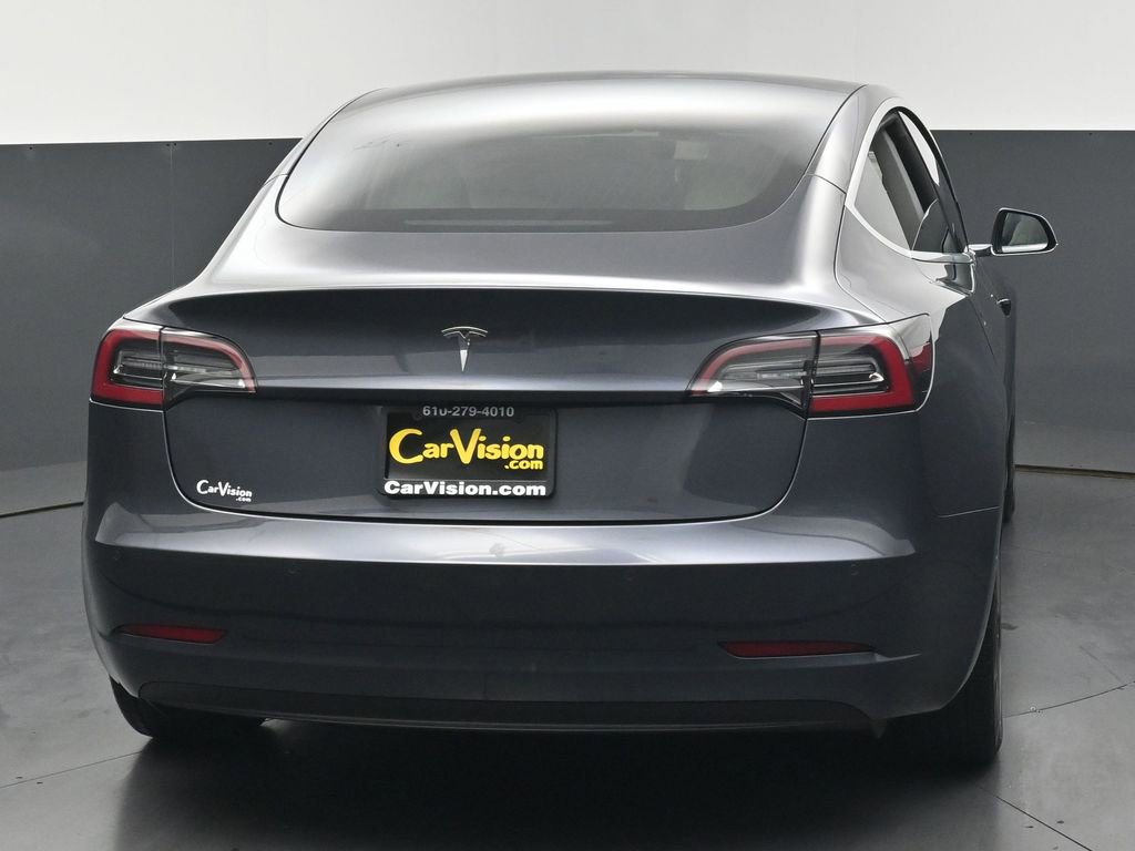 Used 2020 Tesla Model 3 Standard Range Plus RWD image 3