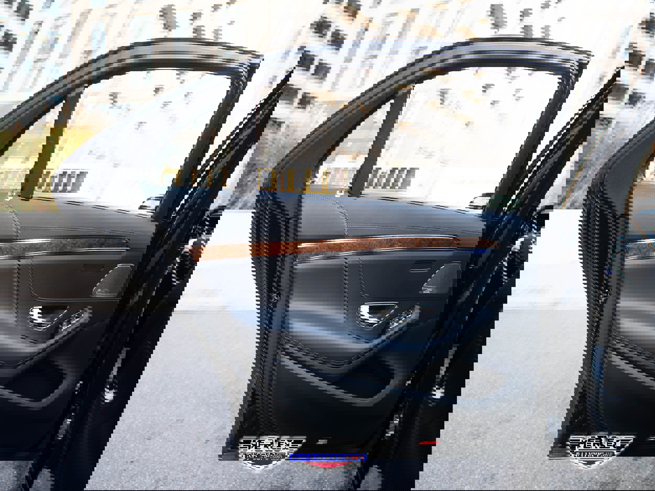 Used 2015 Mercedes-Benz S 550 4MATIC Sedan image 46