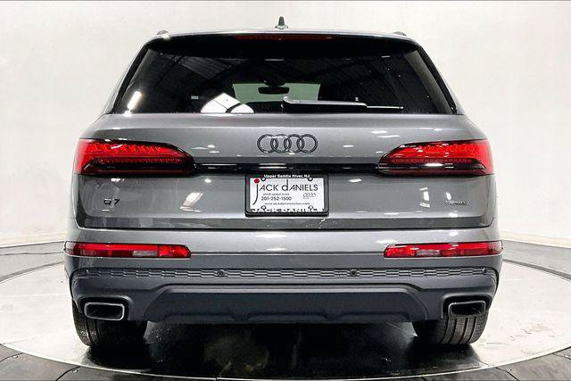 Certified 2026 Audi Q7 2.0T Premium AWD/4WD image 3