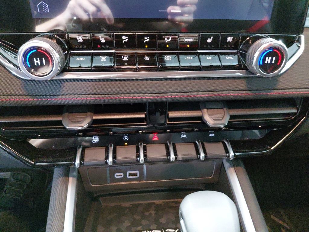 New 2026 Chevrolet Colorado Z71 w/ Z71 Convenience Package 2 AWD/4WD image 26