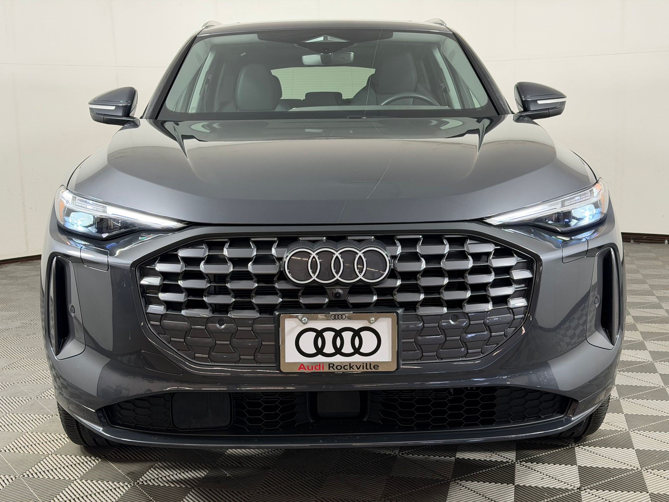 Certified 2025 Audi Q5 Premium w/ Premium Plus AWD/4WD image 6