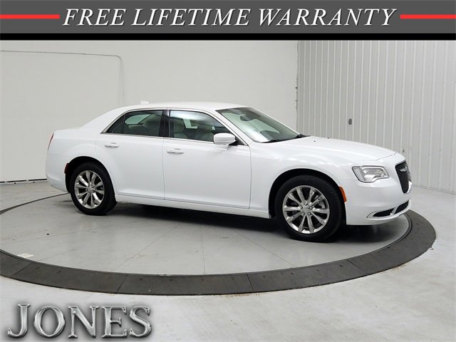Used 2023 Chrysler 300 Touring