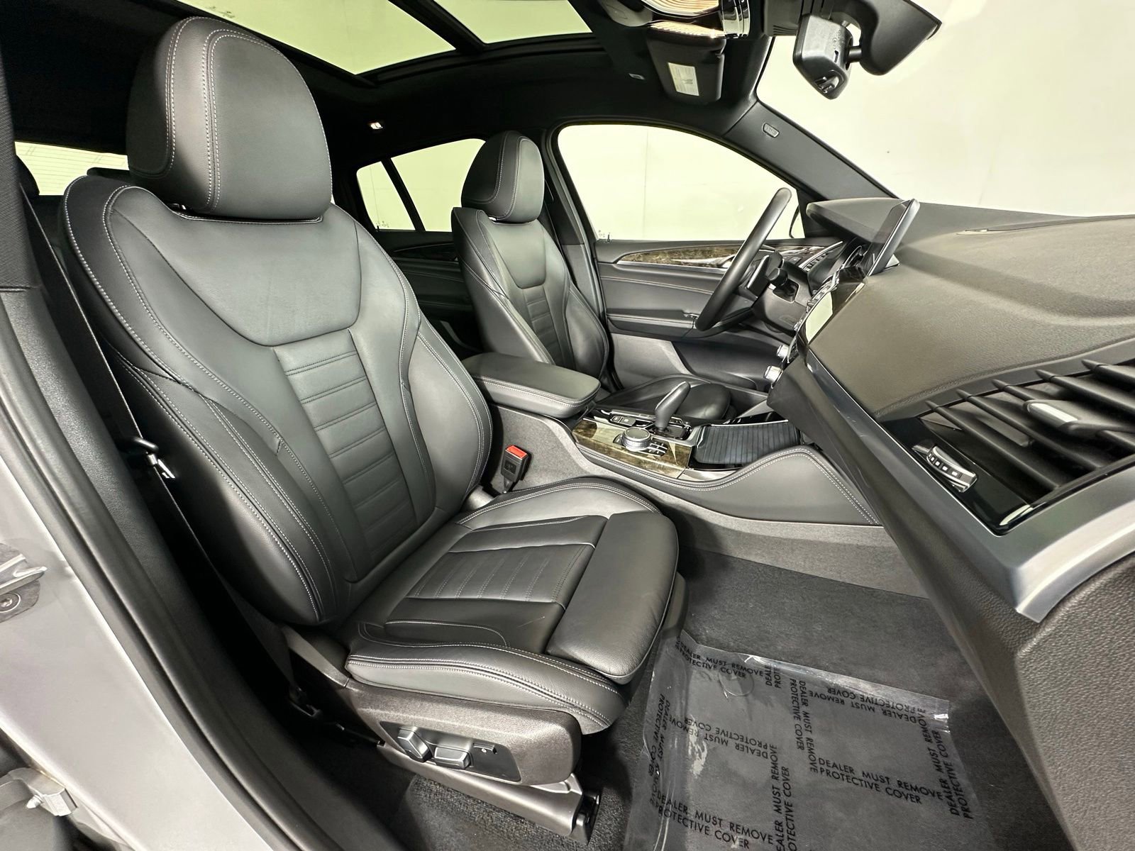 Used 2019 BMW X4 xDrive30i w/ Driving Assistance Package AWD/4WD image 11