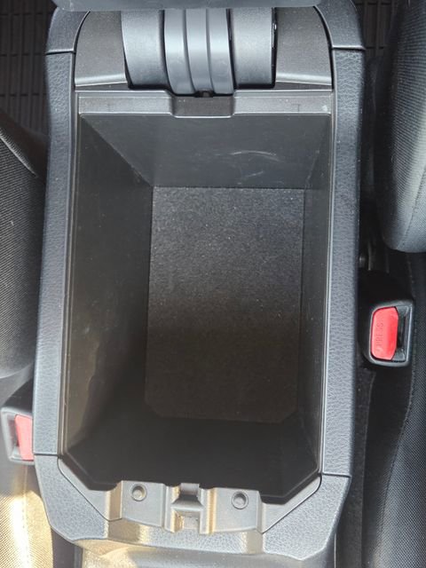 Used 2016 Toyota RAV4 LE AWD/4WD image 33