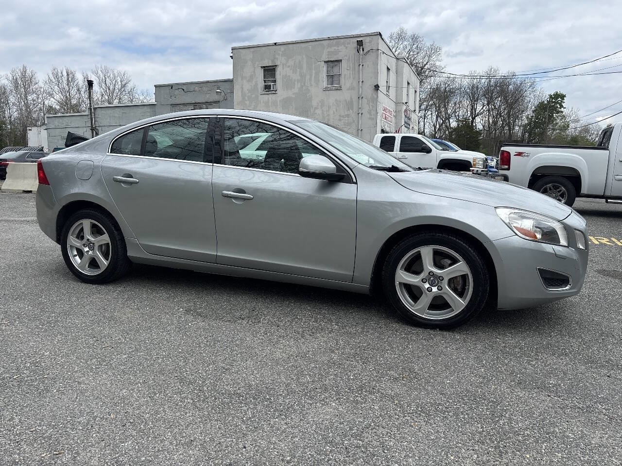 Used 2013 Volvo S60 T5 FWD image 9