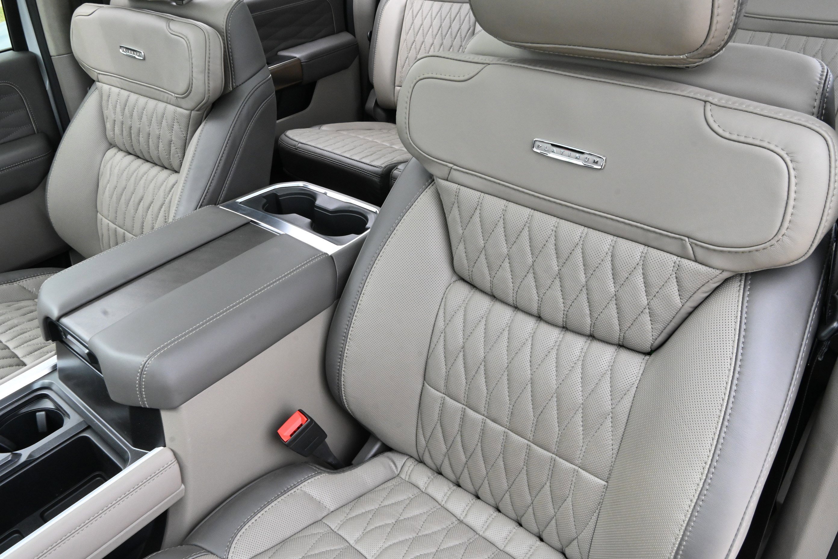 Used 2026 Ford F450 Platinum w/ Platinum Plus Package image 14