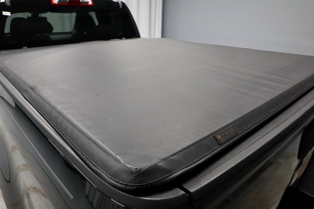 Used 2019 Chevrolet Colorado W/T RWD image 12