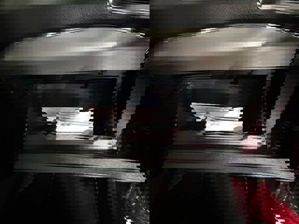 Used 2023 Ford Edge ST image 28