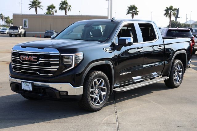 New 2026 GMC Sierra 1500 SLT image 3