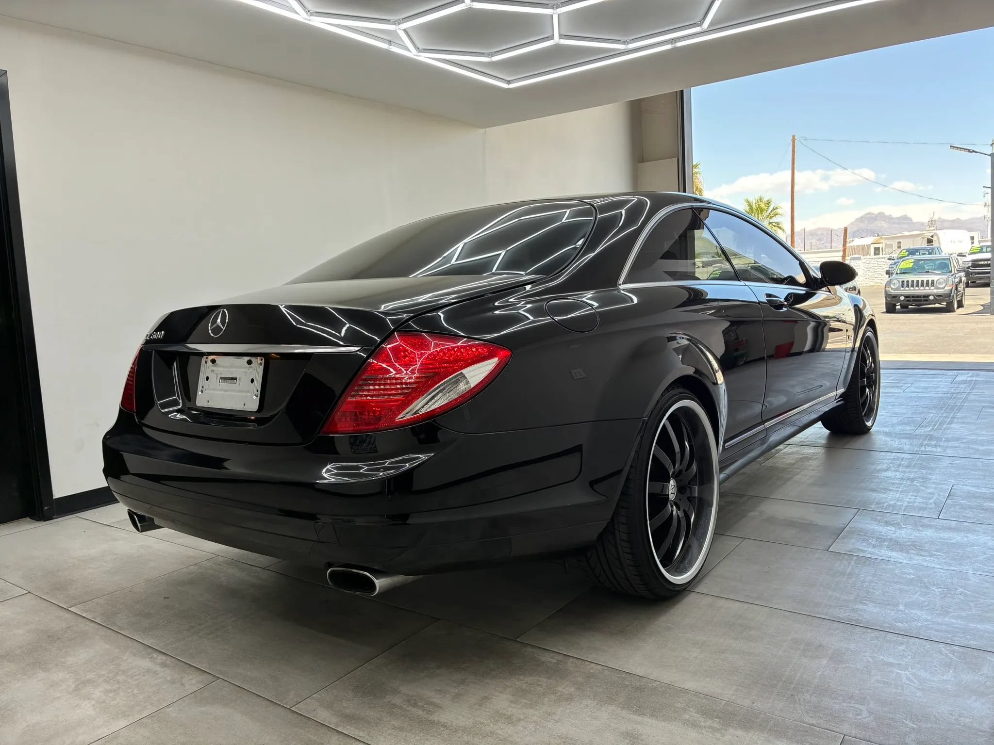 Used 2007 Mercedes-Benz CL 600 image 7