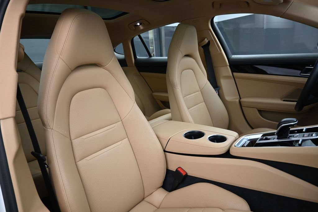 Certified 2023 Porsche Panamera 4S AWD/4WD image 30
