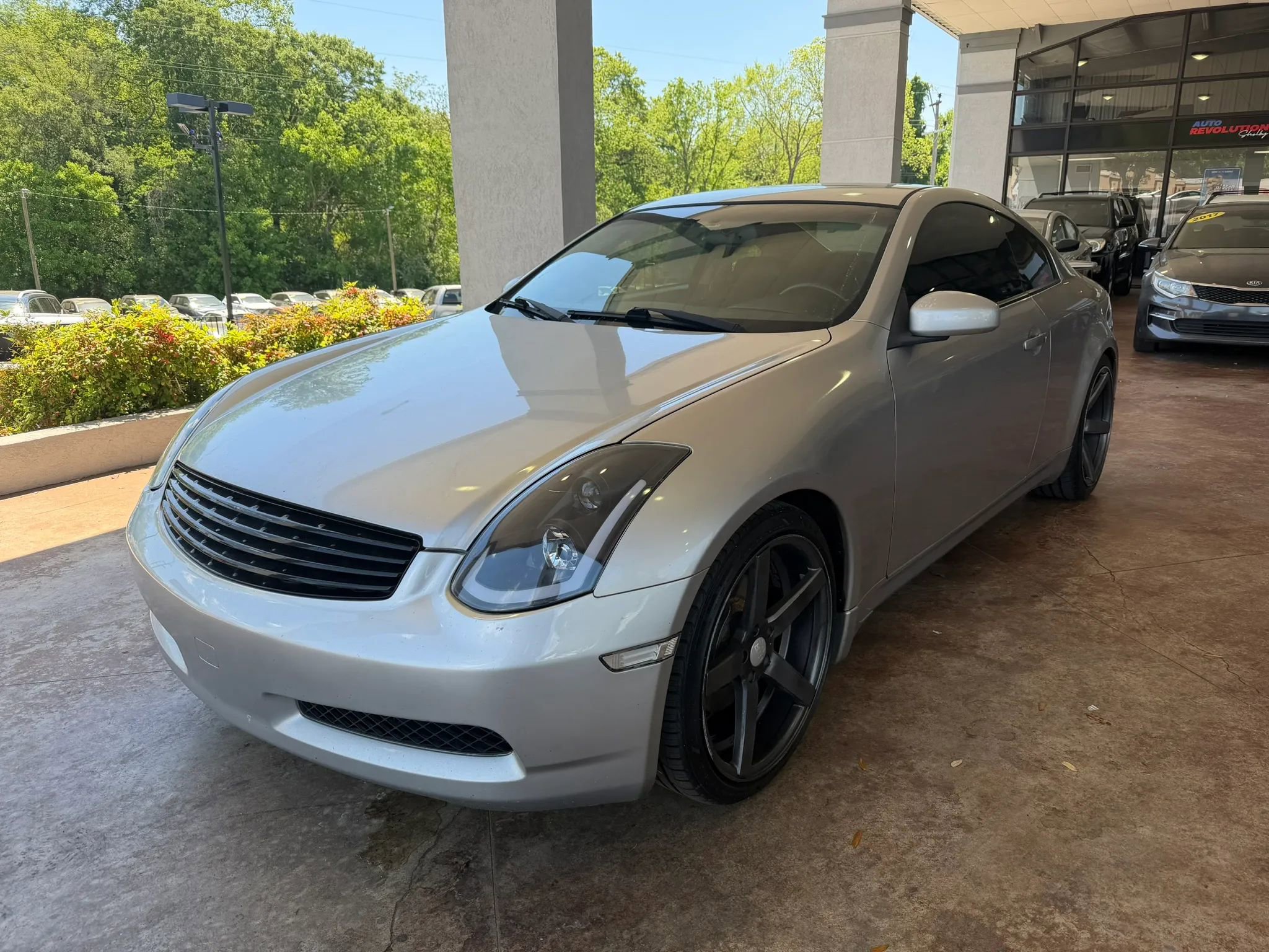 Used 2005 INFINITI G35 Coupe w/ (P01) Premium Pkg image 3