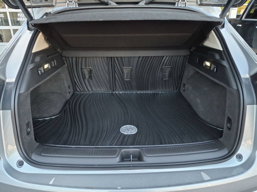 Certified 2023 Buick Envision Avenir AWD/4WD image 25