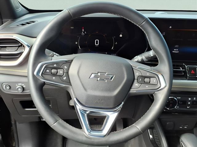 Used 2025 Chevrolet TrailBlazer ACTIV w/ Convenience Package image 9