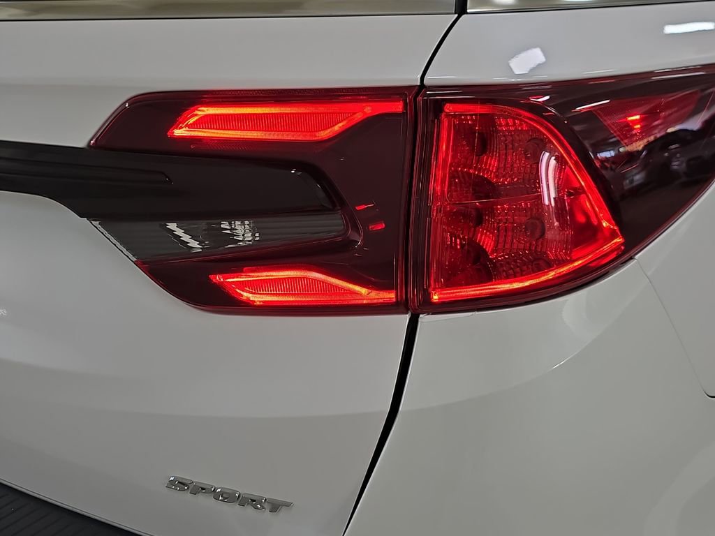 Used 2023 Honda Odyssey Sport image 33