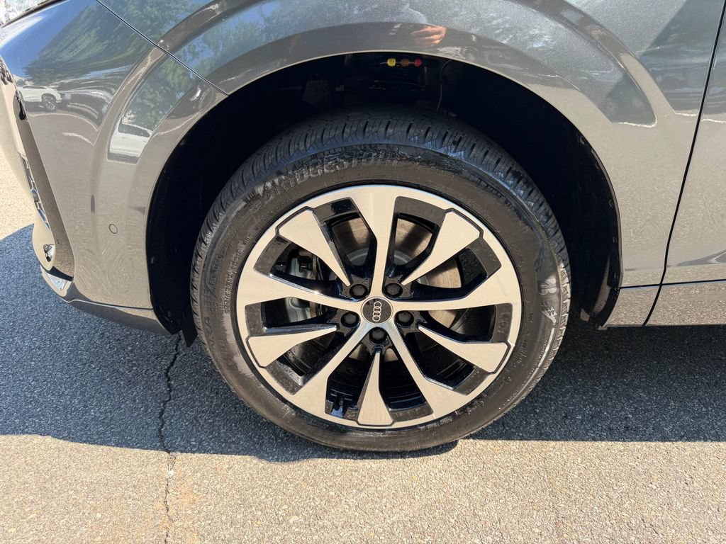 New 2026 Audi Q3 quattro 2.0T AWD/4WD image 8