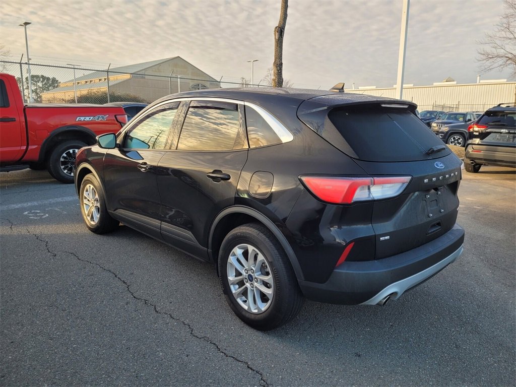 Used 2021 Ford Escape SE w/ Cold Weather Package image 6