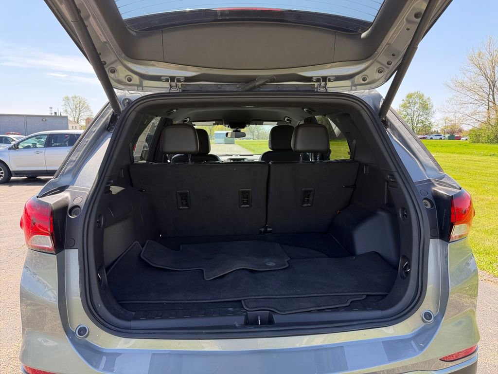 Used 2023 Chevrolet Equinox RS image 24
