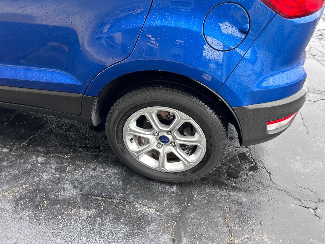 Used 2021 Ford EcoSport SE image 6