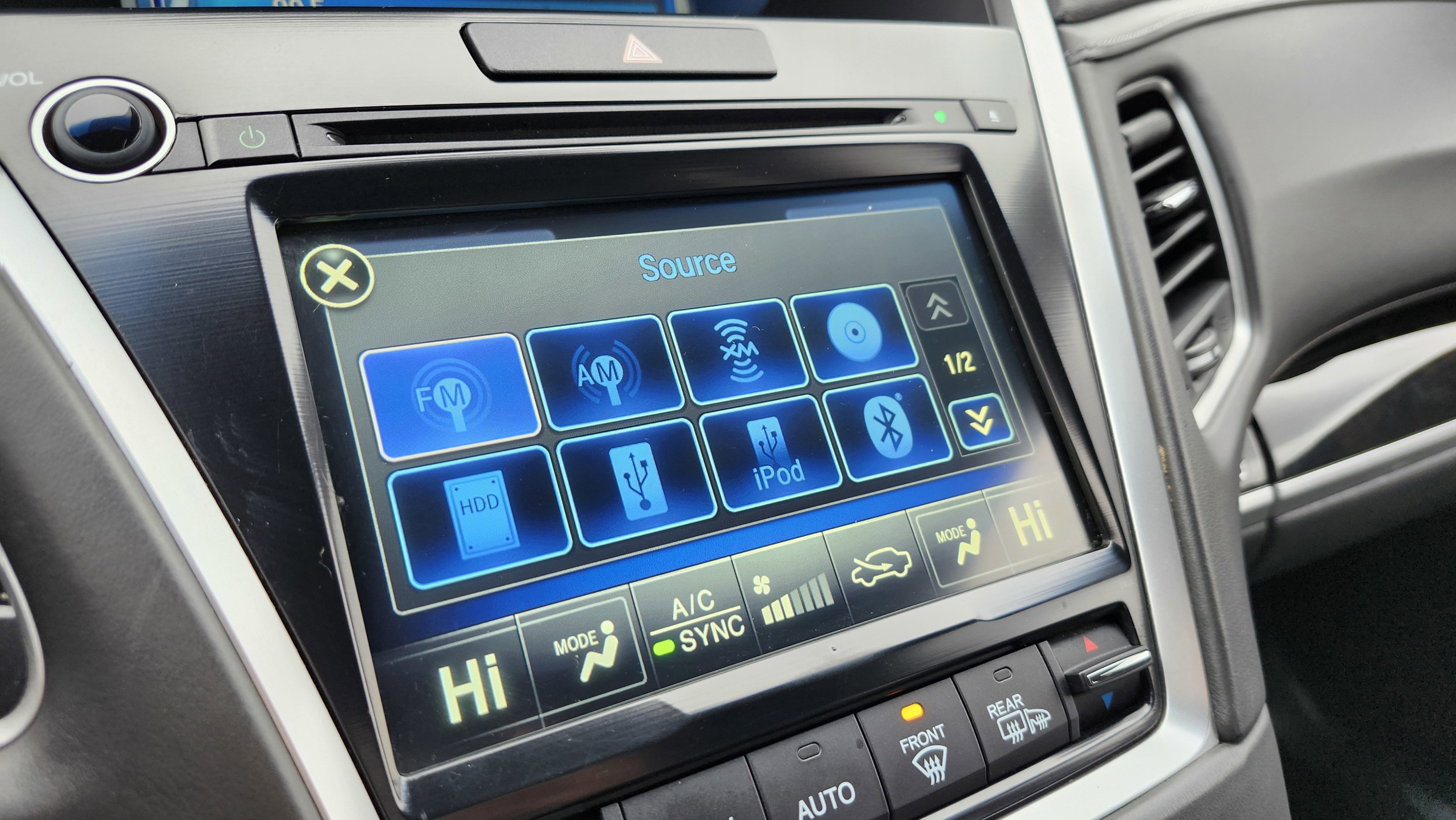 Used 2018 Acura RLX w/ Technology Package image 6