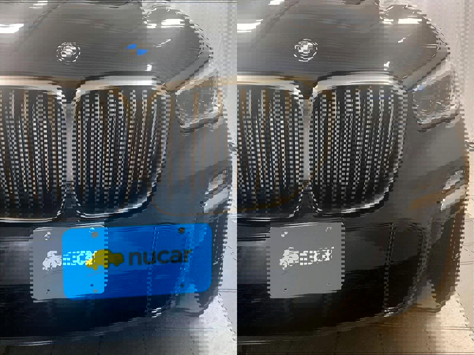 Used 2021 BMW X5 M50i w/ Executive Package image 32