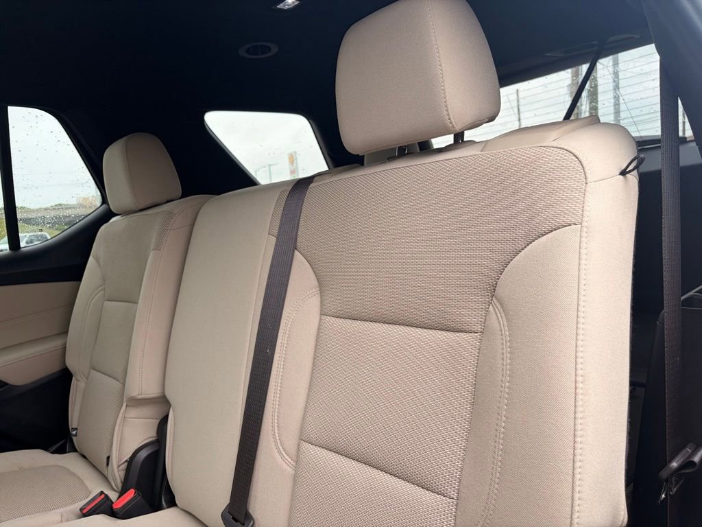 Used 2023 Chevrolet Traverse LS w/ Safety Package FWD image 28