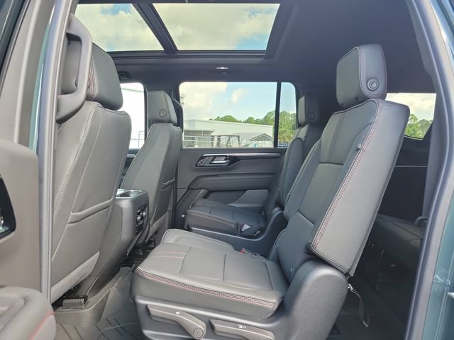 Used 2026 Chevrolet Suburban RST w/ Comfort Package RWD image 14