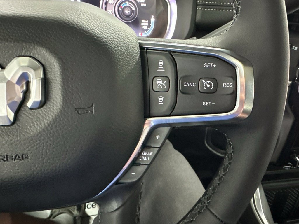 New 2026 RAM 3500 Laramie AWD/4WD image 43