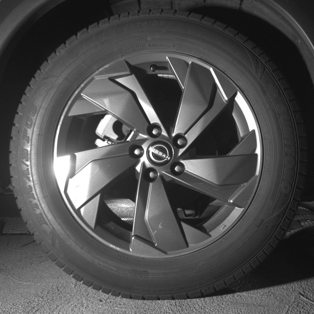 Used 2025 Nissan Rogue SV image 15