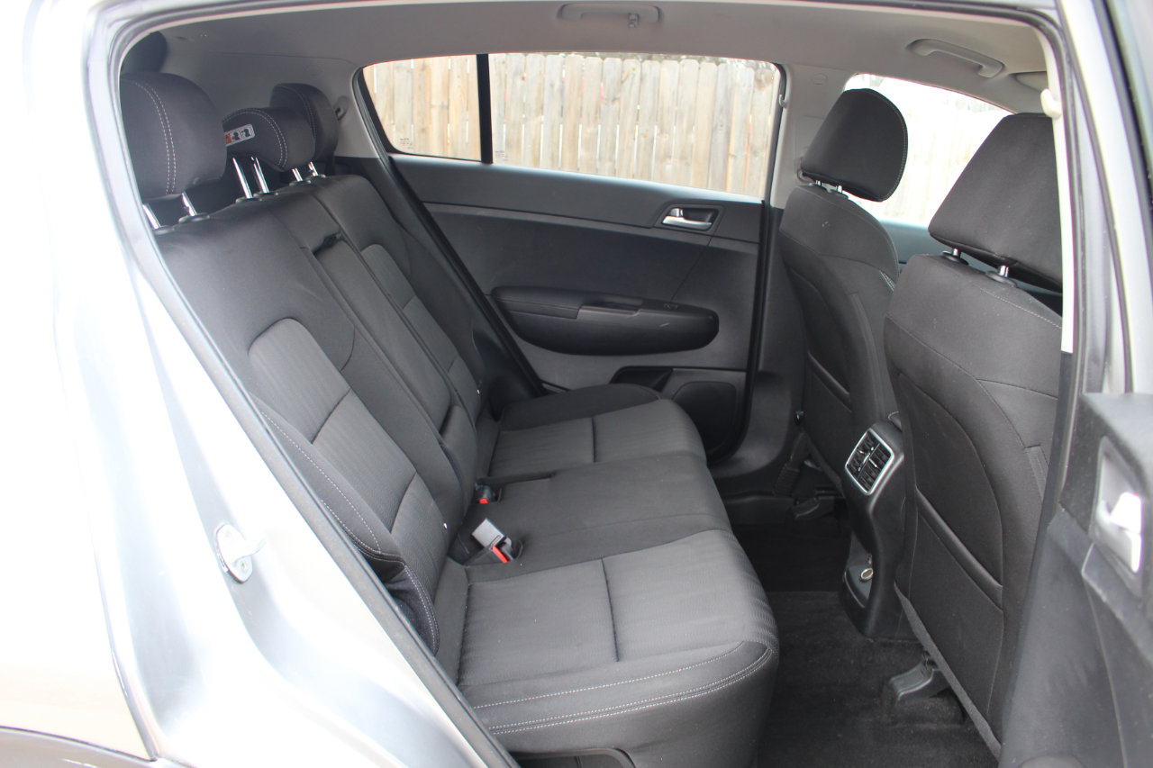 Used 2019 Kia Sportage LX image 30