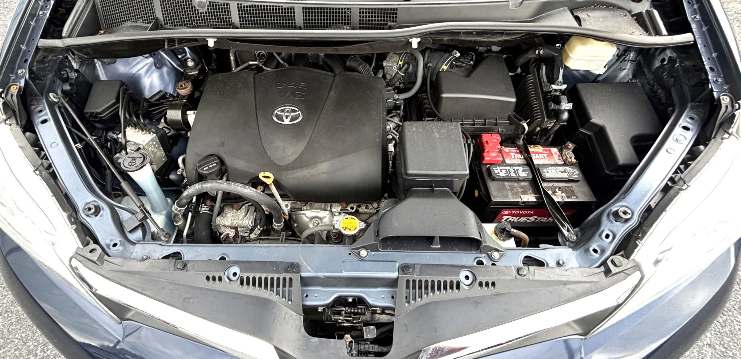 Used 2018 Toyota Sienna LE AWD/4WD image 31