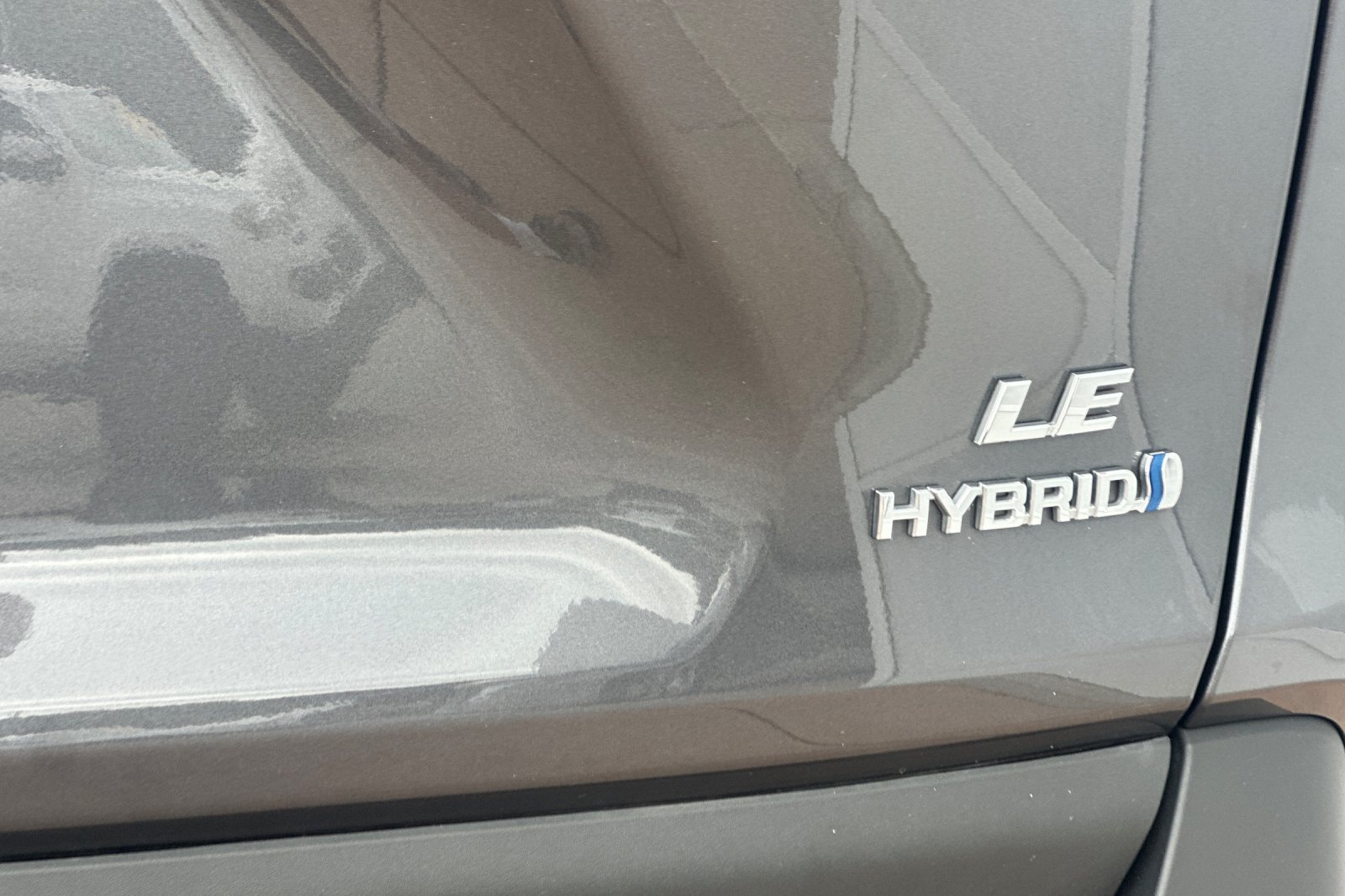 Certified 2023 Toyota RAV4 LE AWD/4WD image 32