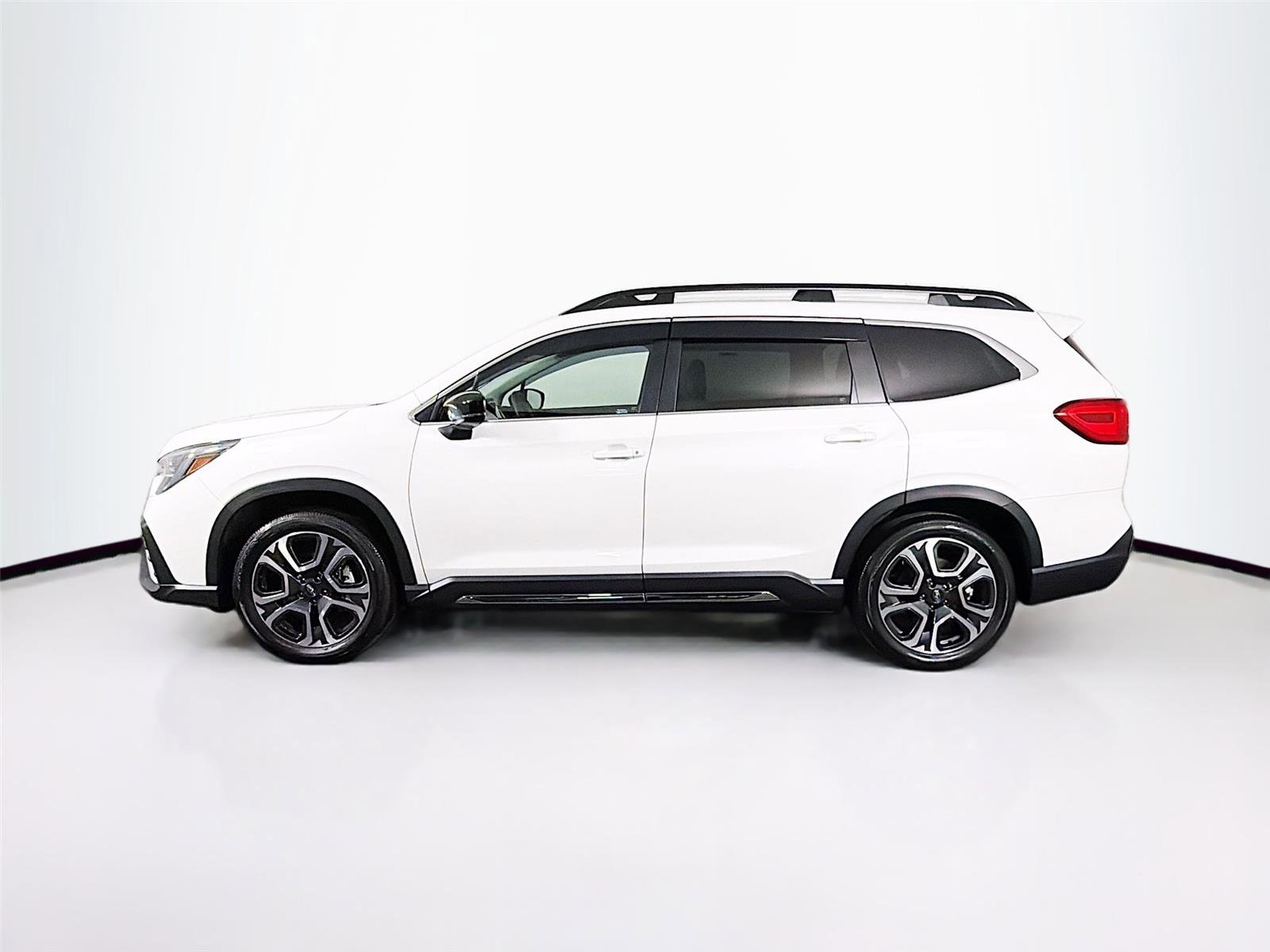 Certified 2024 Subaru Ascent Limited image 4