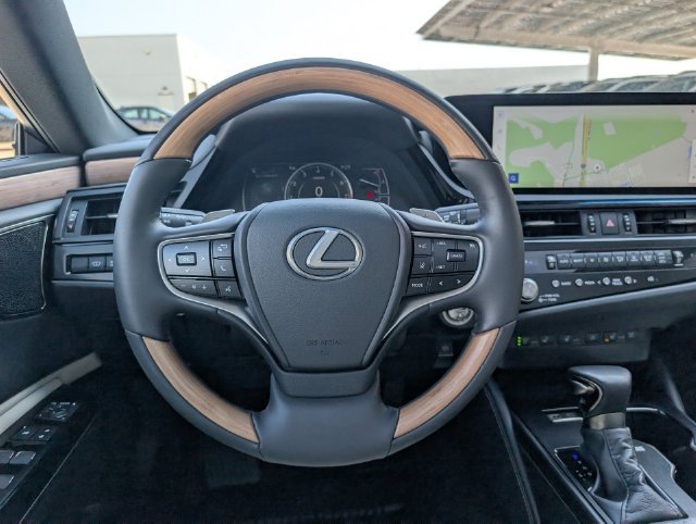 Used 2024 Lexus ES 350 Ultra Luxury w/ Accessory Package (Z1) FWD image 22