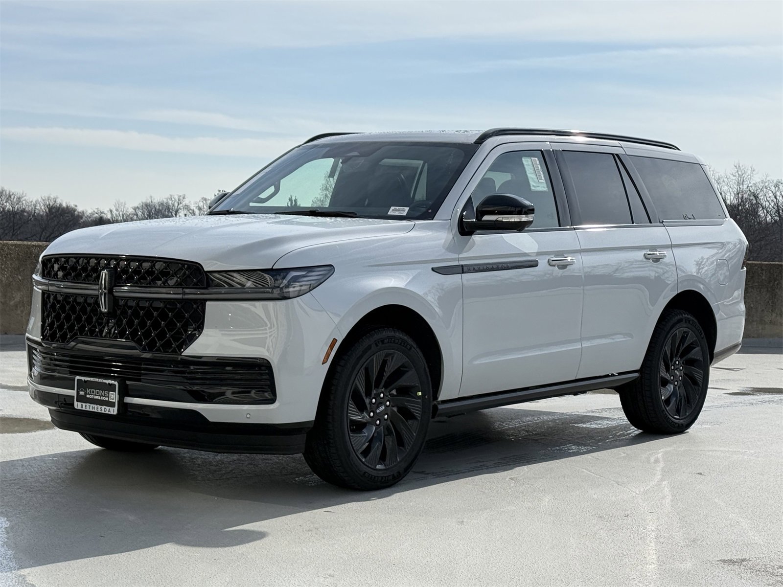 New 2026 Lincoln Navigator Reserve w/ Jet Appearance Package