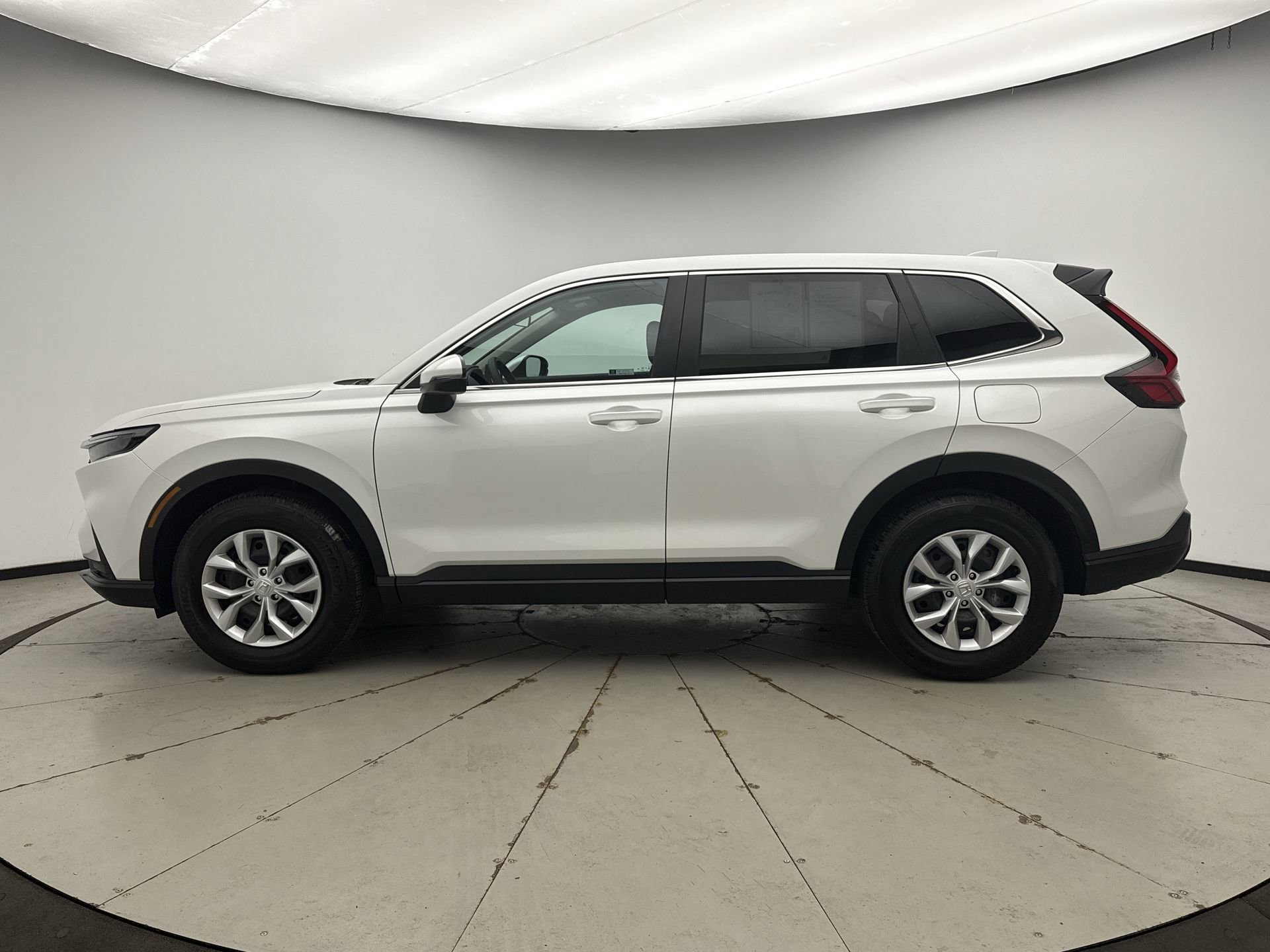 Used 2026 Honda CR-V LX image 2
