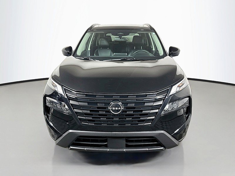 Certified 2026 Nissan Rogue Dark Armor AWD/4WD image 2