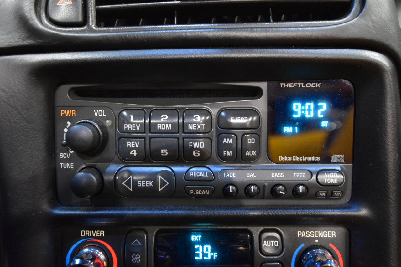 Used 2003 Chevrolet Corvette Convertible w/ Preferred Equipment Group1 image 42