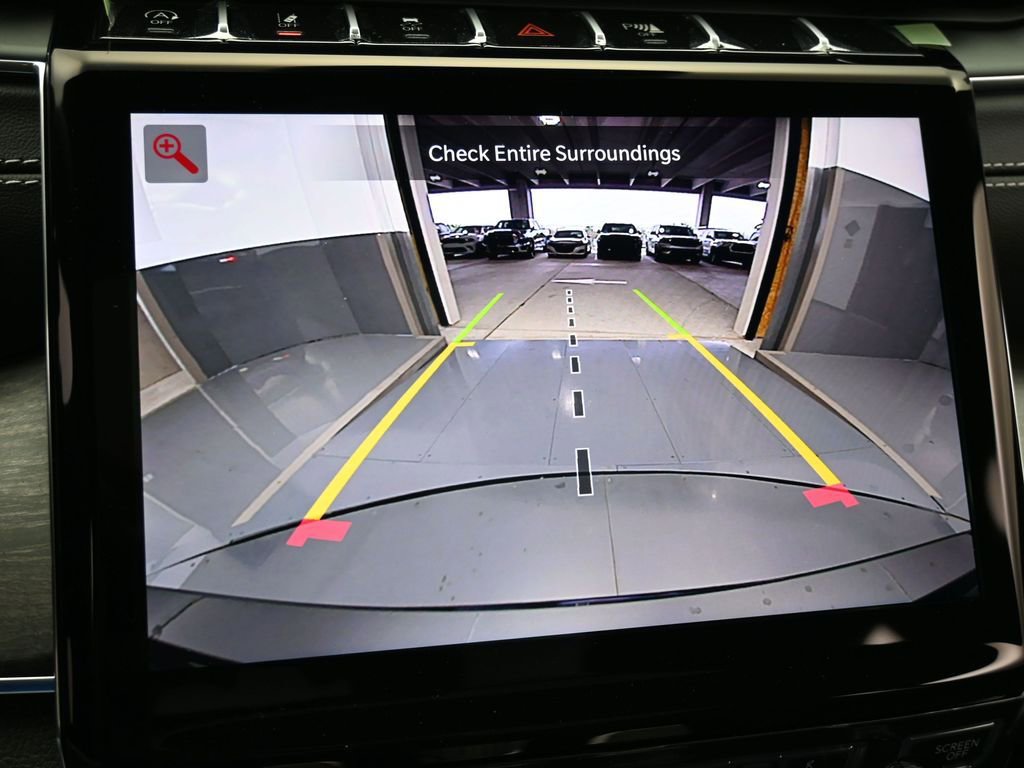 New 2025 Jeep Grand Cherokee L Overland image 12