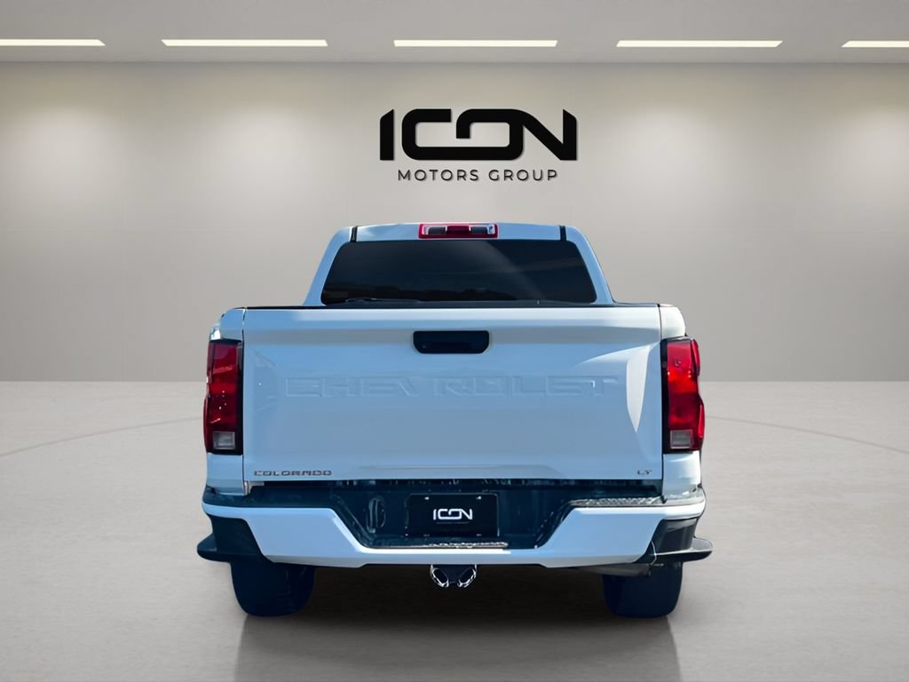 Used 2023 Chevrolet Colorado LT RWD image 4
