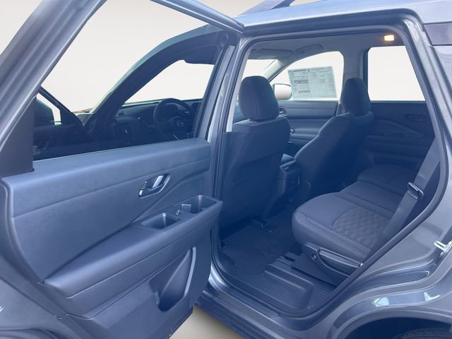 New 2025 Nissan Pathfinder SV image 19