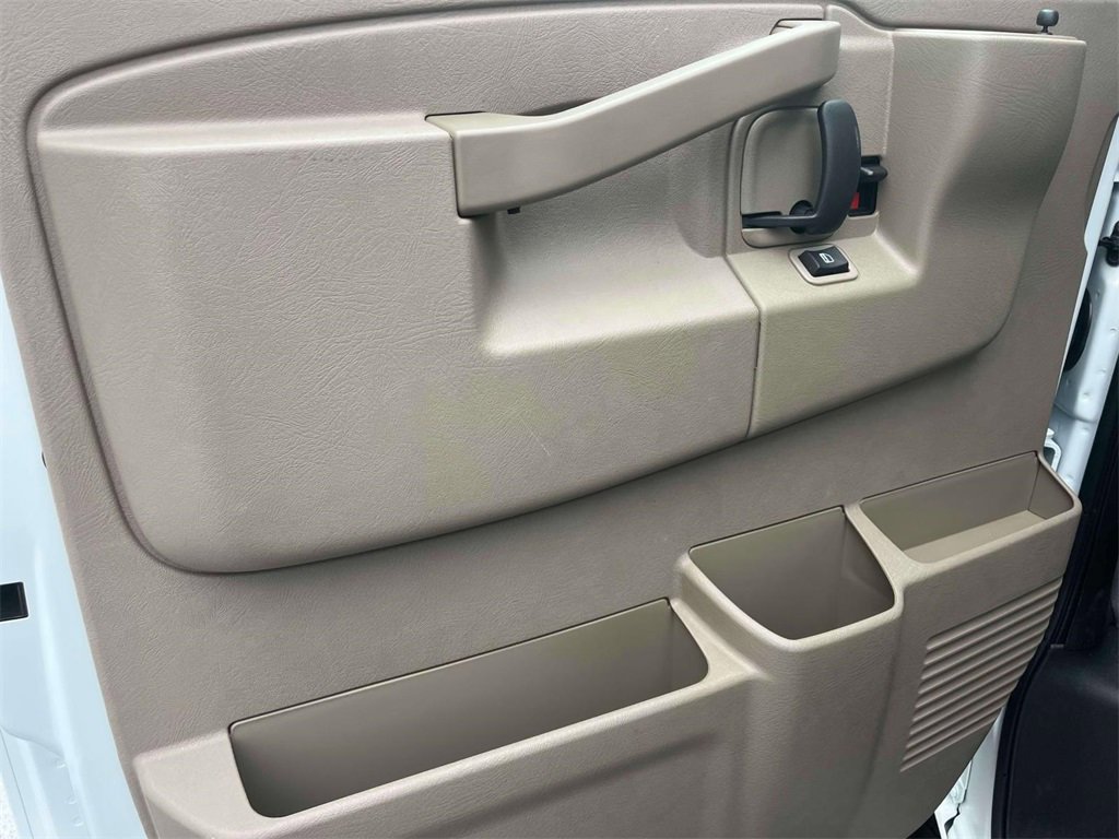 New 2025 GMC Savana 2500 w/ Driver Convenience Package image 19