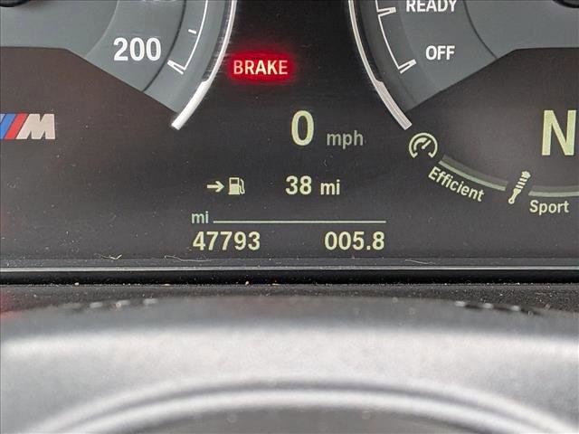 Used 2016 BMW M4 Convertible image 11