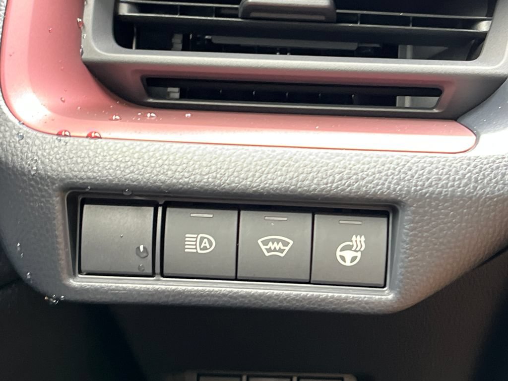 New 2026 Toyota Prius Plug-In Hybrid FWD image 27