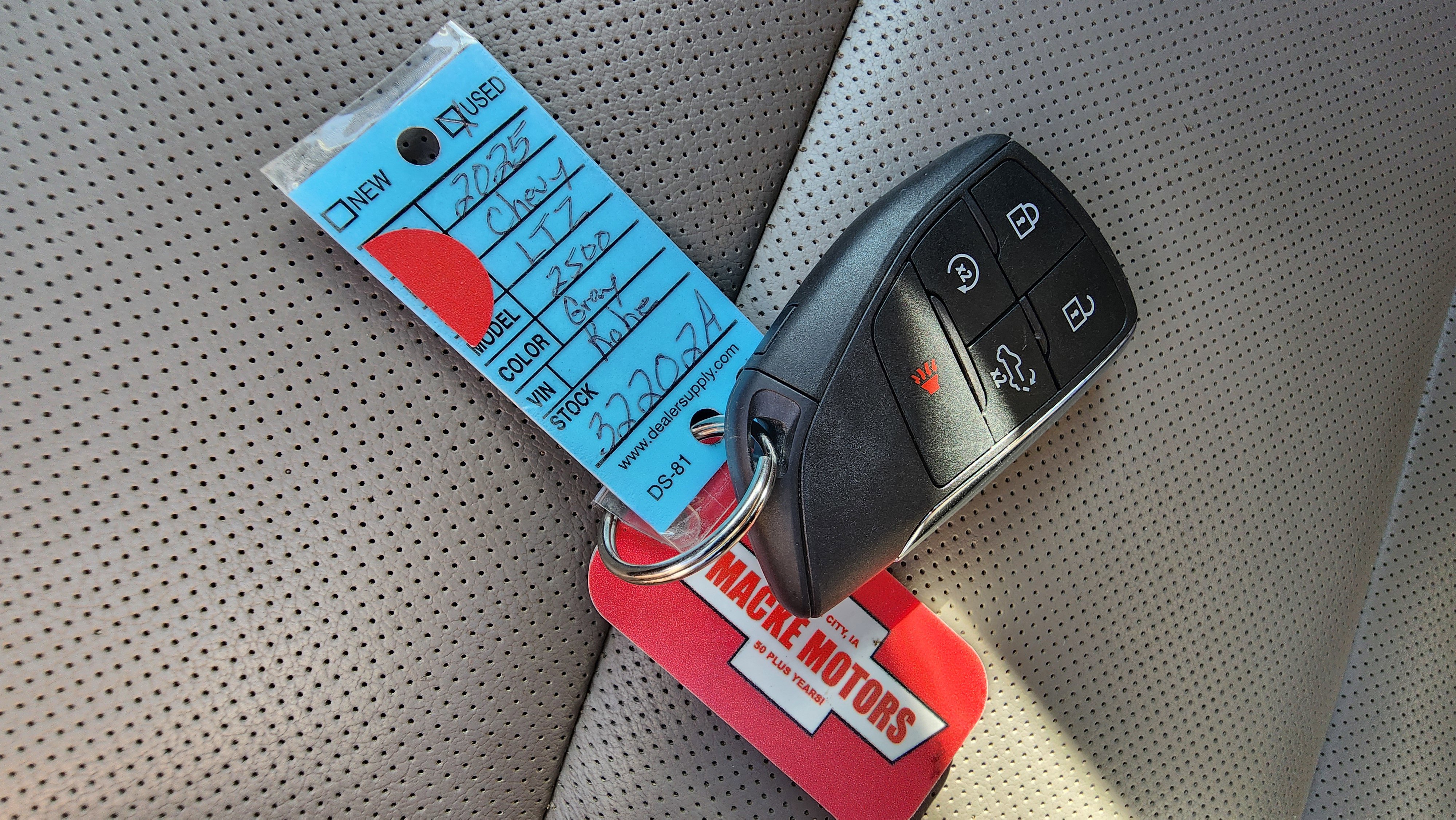 Certified 2025 Chevrolet Silverado 2500 LTZ image 23