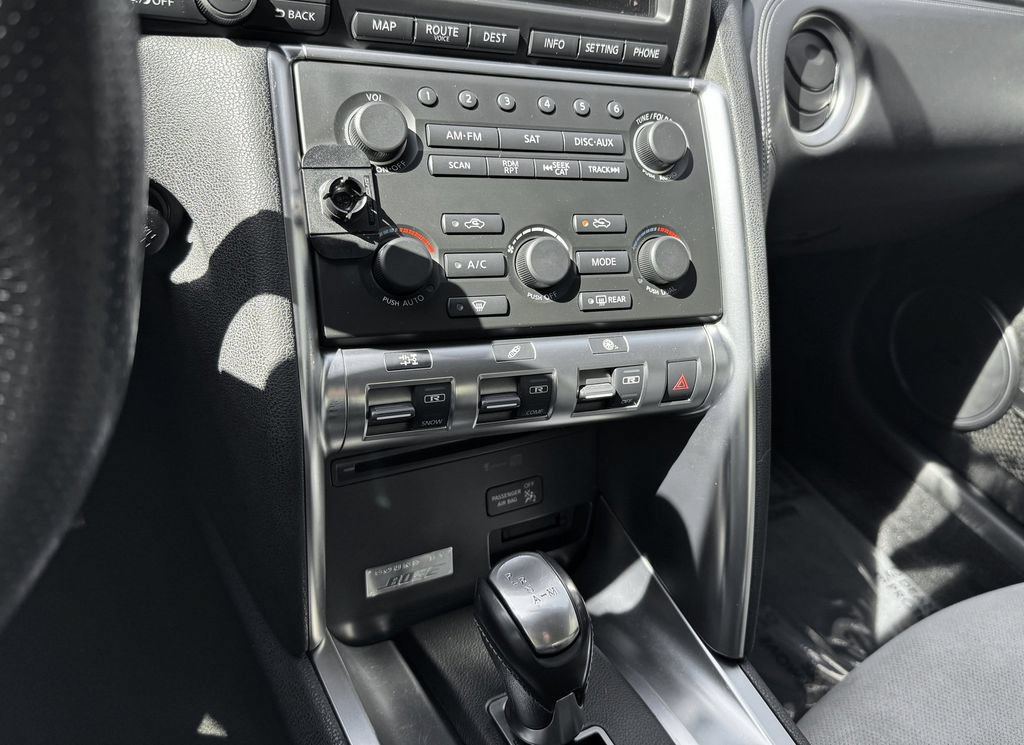 Used 2009 Nissan GT-R Premium AWD/4WD image 21