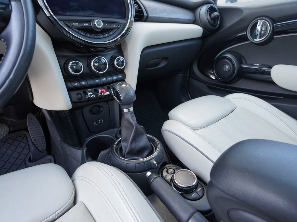 Used 2015 MINI Cooper S image 14