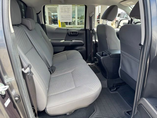 Used 2022 Toyota Tacoma SR5 AWD/4WD image 28