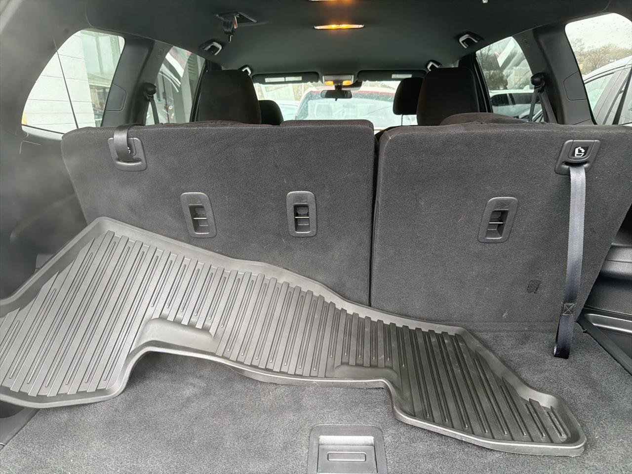 Used 2022 Honda Pilot Sport image 11