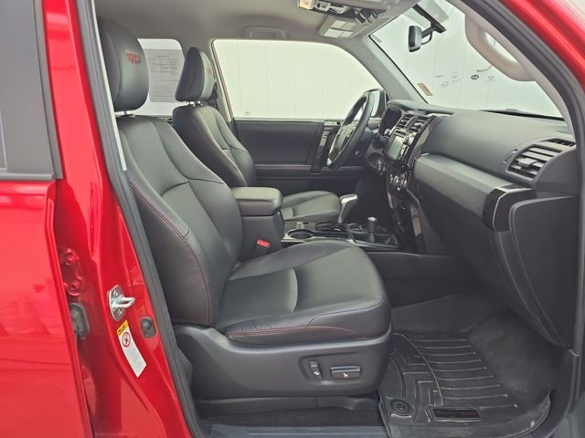 Used 2018 Toyota 4Runner SR5 image 35